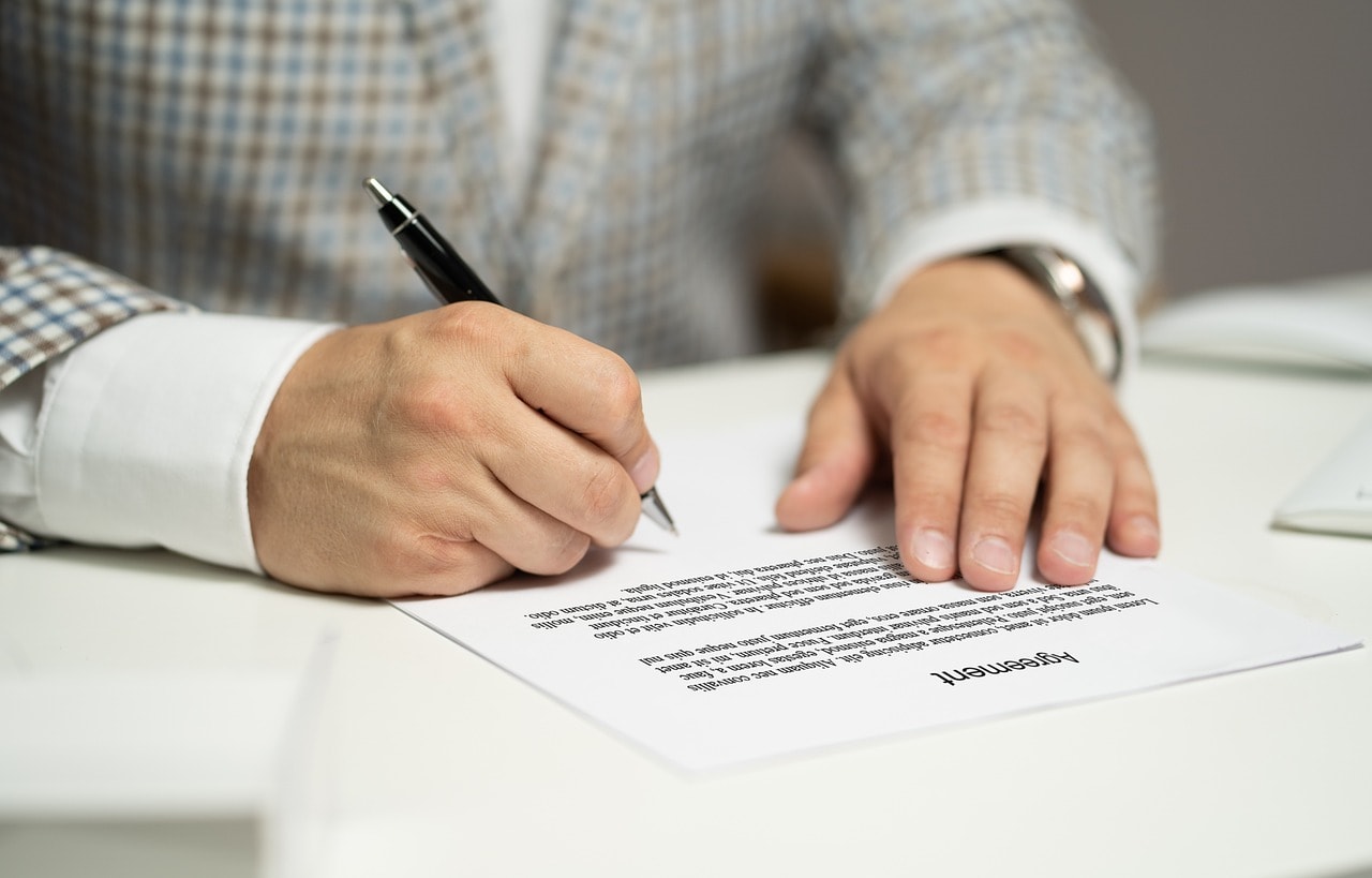Understanding employment contracts